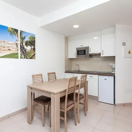 Διαμέρισμα Modern In *